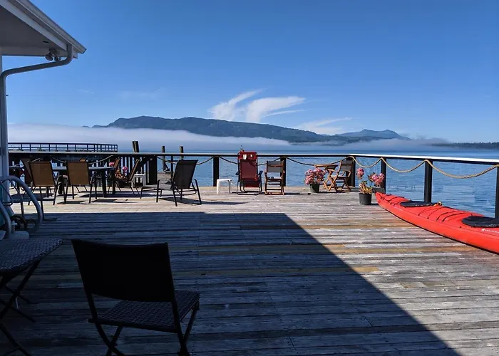 Nimpkish Hotel